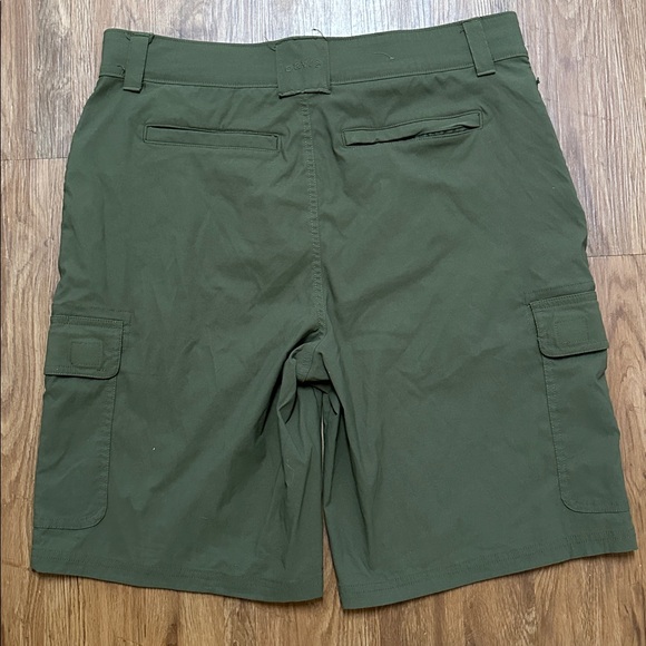 Orvis Men’s Shorts - 36 - Picture 3 of 3